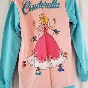 Cakeworthy Disney medium Cinderella sweatshirt